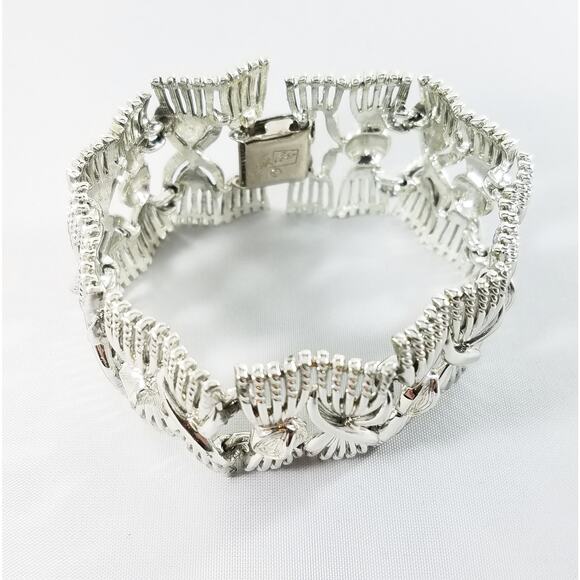 Vintage Coro Pegasus Wide Silver Tone Link Bracelet Mid Century Modern 1950s - Picture 8 of 10